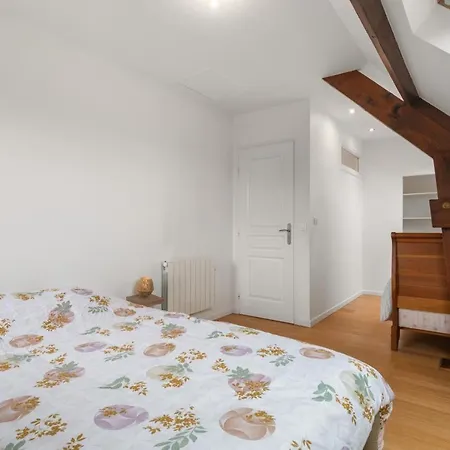 Holiday home Gite Gites De France - Maison Des Ifs *